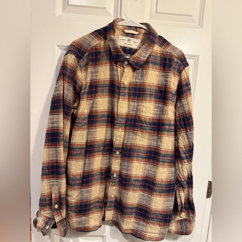 RGT button up